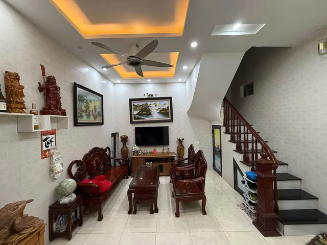 Cho thuê nhà riêng ngõ An Sơn - Đại La - Hai Bà Trưng 30m x 5T_3 ngủ Full Đồ giá 13 triệu