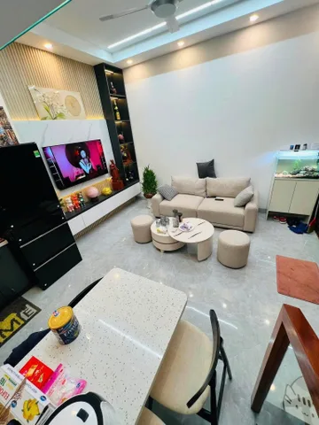Cho thuê nhà phố Nguyễn Cao, Lò Đúc- Hai Bà Trưng 30m x 5T FULL ĐỒ,20M RA PHỐ giá 16 triệu
