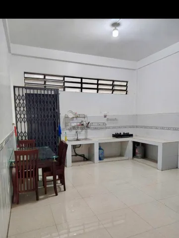 Cho thuê nhà khu dân cư hưng phú 1 3 phòng ngủ gần siêu thị go giá dưới 7 triệu