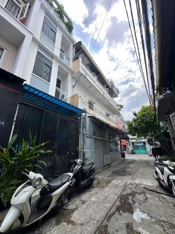 ❌ CHỈ 4 TỶ NHỎ, 3 TẦNG Q11 - HẺM 6M CÁCH MT 1 CĂN