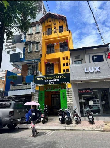 🔥 NHÀ MẶT TIỀN BẠCH ĐẰNG – ĐANG CÓ DÒNG TIỀN 44 TRIỆU/THÁNG!