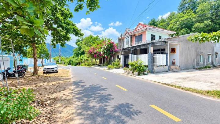 Chủ cần tiền cắt lỗ lô MT Kinh Doanh đường nhựa 7m5 Đối Diện Trường Tiểu Học Hoà Vang Gía 1Tỷ450