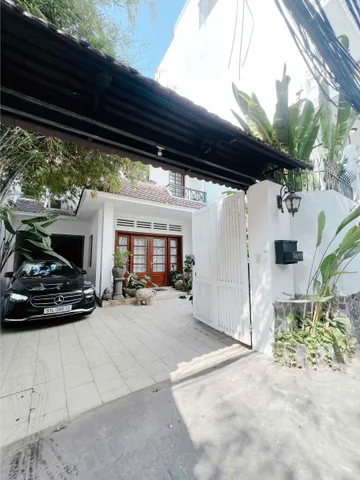 Bán nhà Villa 3 tầng Cách Mạng Tháng Tám , 7,5m x 26m , 200m2 , giá 38,5 tỷ TL