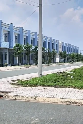 Nhà ở xã hội 1 lầu 115m2 giá chỉ từ 1,424 tỷ gần kdc Năm Sao.