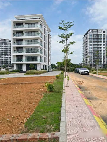Bán Nhà riêng 150m2 có sẵn 150 m2 thổ cư giá 9 tỷ tại Xã Thạch Hoà Huyện Thạch Thất Hà Nội