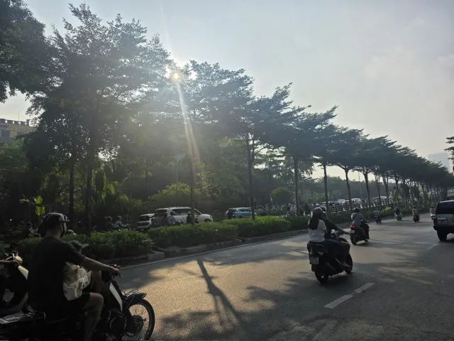 Bán mảnh đất Võ Chí Công vị trí đăc địa ô tô tránh, Dt 204m2, mt 12m, giá 58 tỷ.