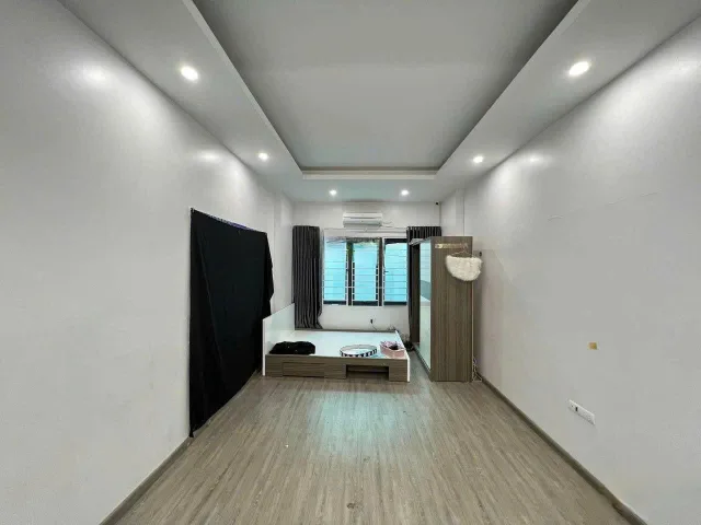 Cho thuê Nhà riêng 36m2 giá 17 triệu tại Trần Thái Tông Phường Dịch Vọng Quận Cầu Giấy Hà Nội