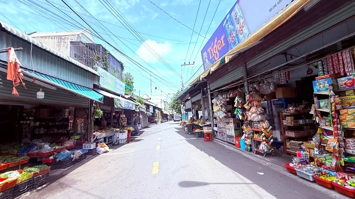 NGUYỄN TRI PHƯƠNG P.DĨ AN - 4 KIOT 16 PHÒNG TRỌ 400M2 THU 47TR/TH - 16 TỶ