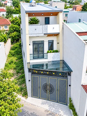 🔥 NHÀ ĐẸP KHÔNG CHỜ KHÁCH!
🚨 HIẾM CÓ! NHÀ Hiện Đại – ĐƯỜNG 2 Ô TÔ TRÁNH NHAU!