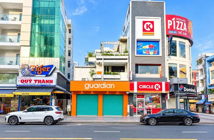 🌟 QUẬN 10 – NHÀ 307–309 NGUYỄN TRI PHƯƠNG – 7.6x26M – 3 TẦNG + SÂN THƯỢNG – GIÁ 85 TỶ!