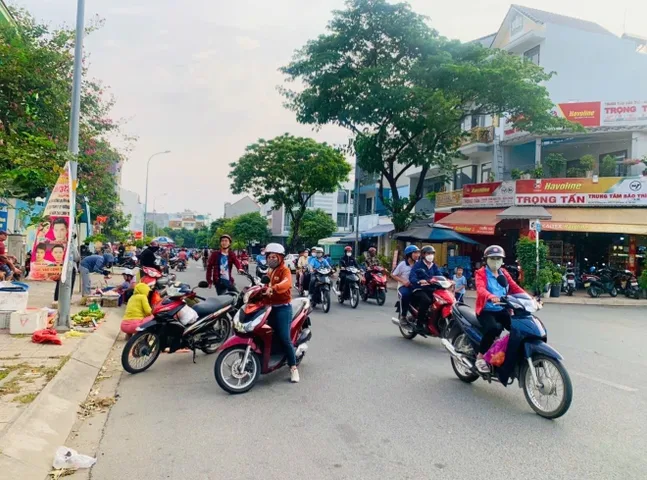 🔥 ĐẤT GÓC 2 MẶT TIỀN KHU TĐC LINH XUÂN – 132M² – CÓ DÒNG TIỀN 15 TRIỆU/THÁNG – CHỈNH CHỦ THƯƠNG LƯỢNG