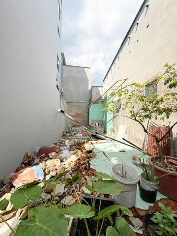 379/84a thống nhất, f11