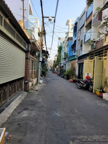 94 đường Sơn Hưng, P. 12, Quận Tân Bình
