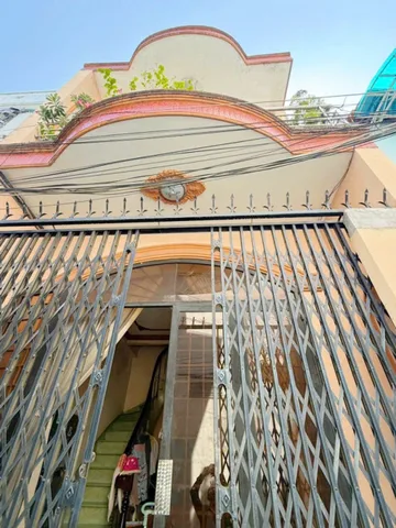 NHÀ 1 TRỆT 1 LẦU HẺM PHẠM VĂN CHIÊU - GẦN MẶT TIỀN - SỔ HỒNG HOÀN CÔNG