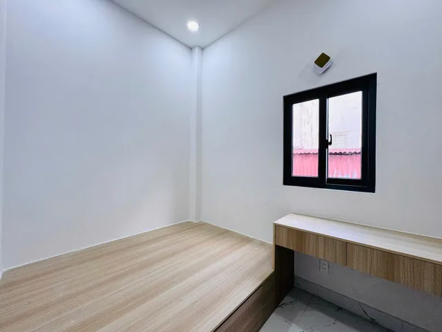 Bán nhà phố 212/158/82 Nguyễn Văn Nguyễn, P. Tân Định, Quận 1