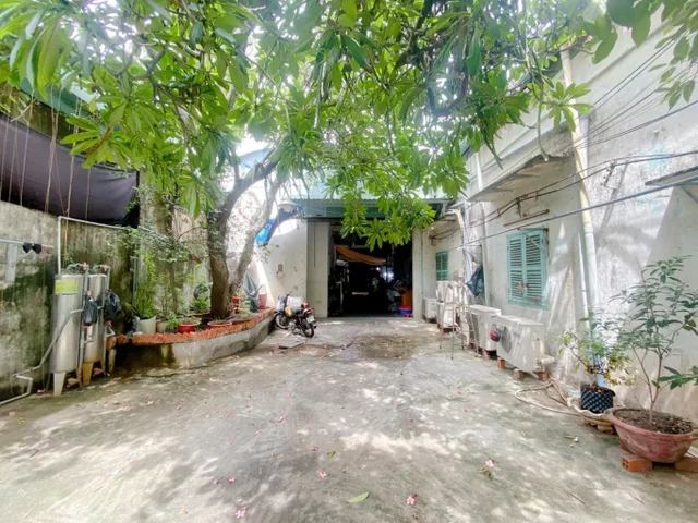 Bán nhà phố 483/21 Lạc Long Quân, P. 5, Quận 11