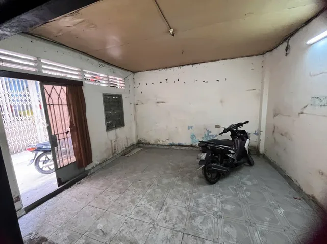 Bán nhà phố 606/49/2 đường 3 Tháng 2, p. 14, quận 10