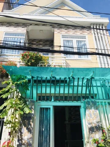 Bán dãy nhà trọ 364/45/9 Dương Quảng Hàm,120m2-
