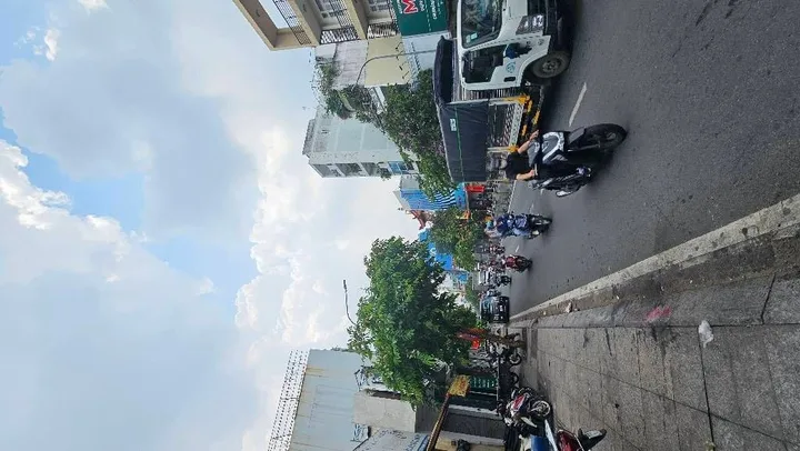 Bán nhà phố 690 Lũy Bán Bích, P. Tân Thành, Quận Tân Phú