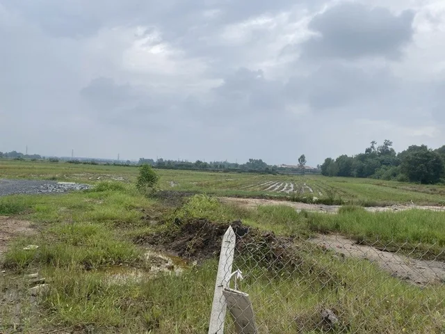 Bán nhà phố 10 Hồ Văn Tắng, X. Tân Phú Trung, Huyện Củ Chi