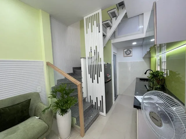 Bán nhà phố 134/33/2 Lý Chính Thắng, P. Võ Thị Sáu, Quận 3