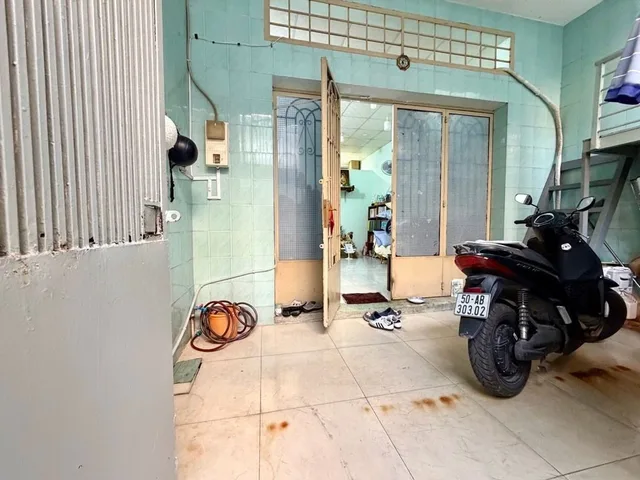 Bán nhà phố 493/79/5C Cách Mạng Tháng Tám, P. 13, Quận 10