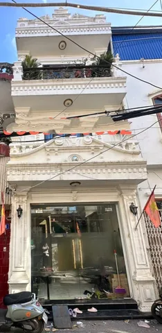Bán Nhà riêng 45m2 x 3 tầng giá 4.95 tỷ phố Lê Quang Đạo Hải Phòng