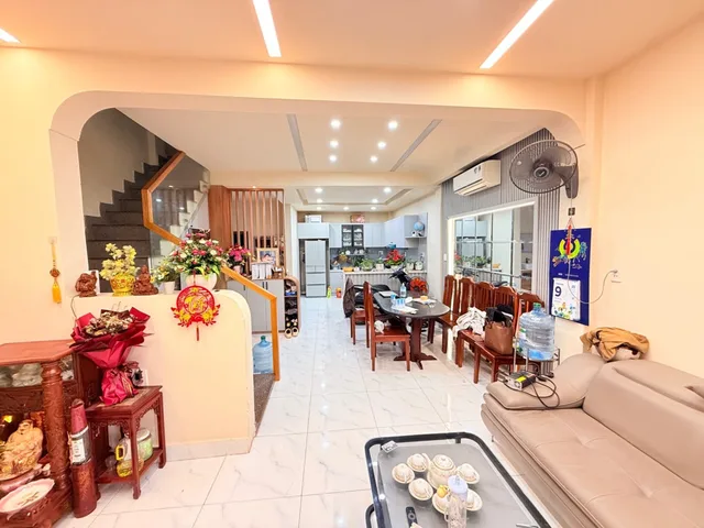 🚨 3.99 TỶ SỞ HỮU NHÀ 2 TẦNG TẠI TRUNG MỸ TÂY!(135.388)