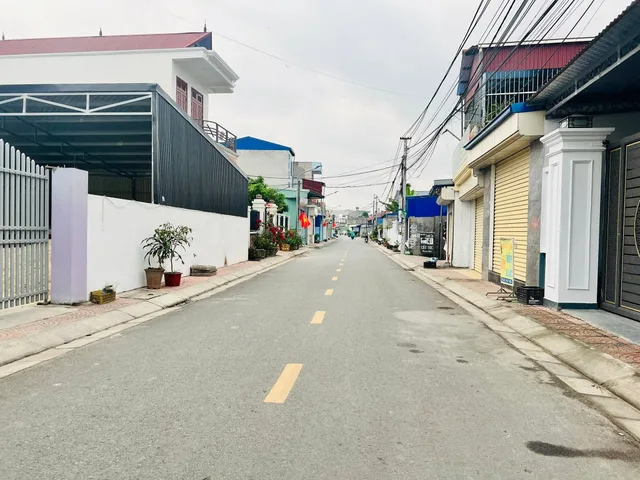 🔥 BÁN LÔ GÓC MẶT ĐƯỜNG LƯƠNG QUÁN – NAM SƠN – AN DƯƠNG chỉ 3,6 TỶ 
LH: 0979087664