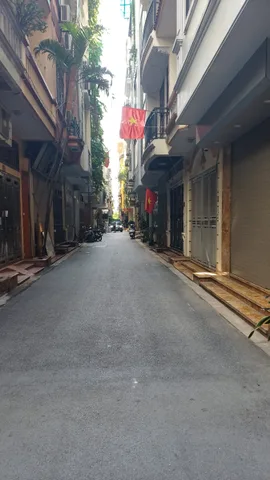 Bán nhà phố Hoàng Quốc Việt – khu phân lô, ô tô, Lô góc thoáng sáng – 50m - giá 14 tỷ