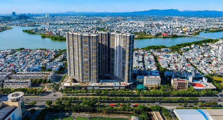 Bán căn 2PN Masteri Rivera Đà Nẵng 74m2 tầng cao view sông Cẩm Lệ giá 5.79 tỷ