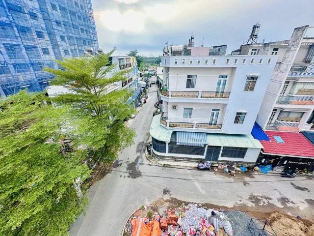 Продаётся дом, 4 спальни, 80 м², Nhà Bè