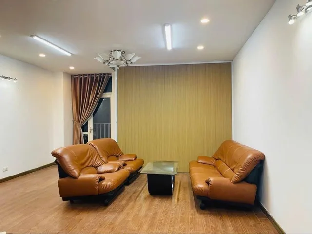 Cho thuê căn hộ chung cư 90 Trần Thái Tông, Cầu Giấy 109/0m, 3PN2VS Full Đồ giá 16tr