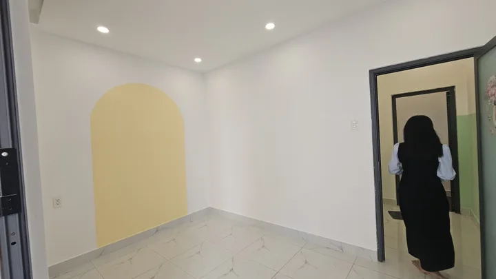 Chính chủ bán nhà Tân Kì Tân Quý , dt 4x10 , hơn 4 tỉ nhẹ , nhà mới xây