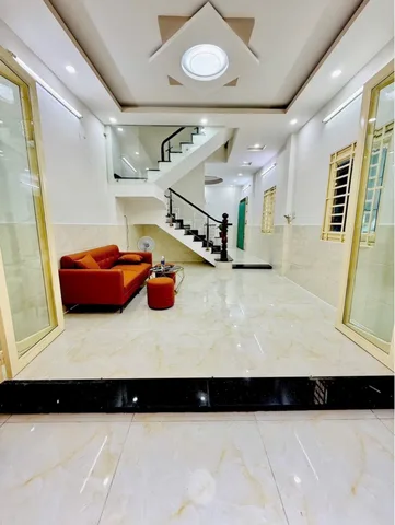 Ngay Nguyễn Sơn - Phú Thọ Hoà - hẻm xe hơi - 44m2 - 2 tầng