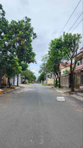 Продаётся дом, 6 спален, 300 м², Quận 12