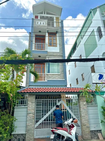 Bán Nhà riêng 61.1m2 có sẵn 61.1 m2 thổ cư giá 5 tỷ tại Phường Mỹ Phước Thành phố Long Xuyên An Giang