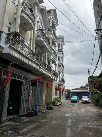 Bán nhà riêng, 5 PN, 60 m², Quận 12