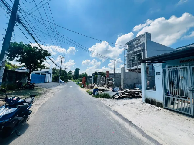 Bán Đất 438m2 có sẵn 200 m2 thổ cư giá 5.5 tỷ tại Đường Suối Lội Xã Phước Vĩnh An Huyện Củ Chi TP. Hồ Chí Minh
