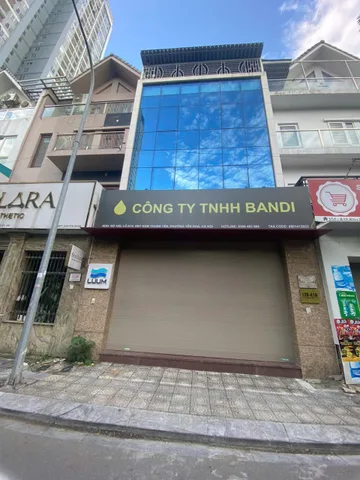 Cho thuê nhà mặt phố  Trung Kính, Cầu Giấy 90m² x 7 tầng, có thang máy, giá 70tr/tháng làm văn phòng.