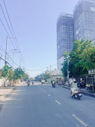 Lê văn lương, đất chính chủ giá rẻ. gần Đh Mở, Dt 7x21m xây tự do, Giá 4 tỷ 9