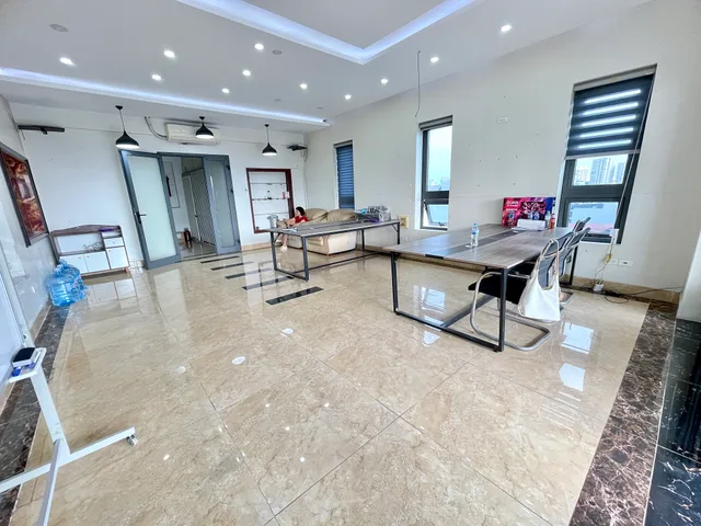 Cho thuê Văn phòng 60m2 giá 11 triệu gần phố Tây Sơn- Đống Đa Hà Nội Có Ban Công Chill