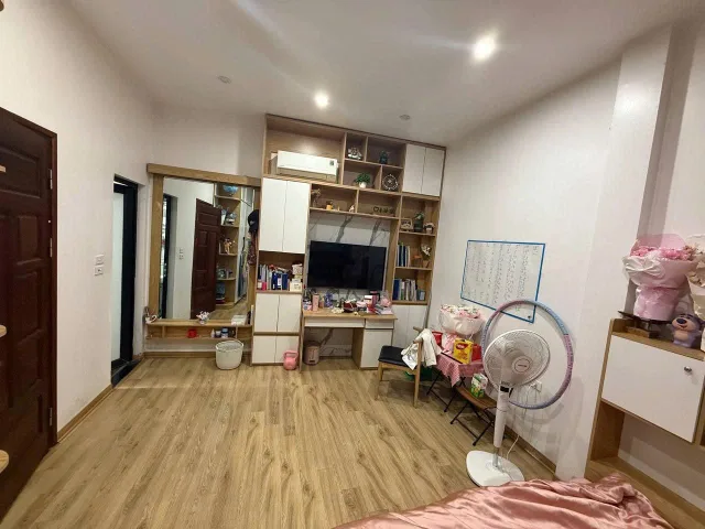 Cho thuê Nhà riêng 35m2 giá 15 triệu tại Đường Nguyễn Khang Phường Yên Hoà Quận Cầu Giấy Hà Nội