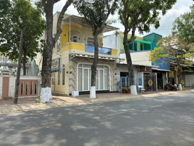 Bán Nhà 1 trệt 1 lầu 91m2 có sẵn 91 m2 thổ cư giá 6.9 tỷ tại Đường Mậu Thân, Phường Phước Hậu Vĩnh Long