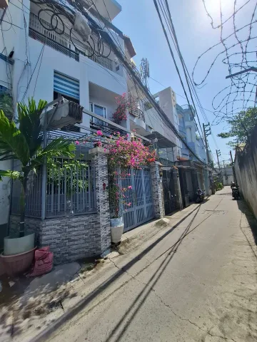NHÀ GÒ CẨM ĐỆM - LẠC LONG QUÂN - 60M2 - NGANG GẦN 5M - HẺM XE HƠI - NHỈNH 9 TỶ