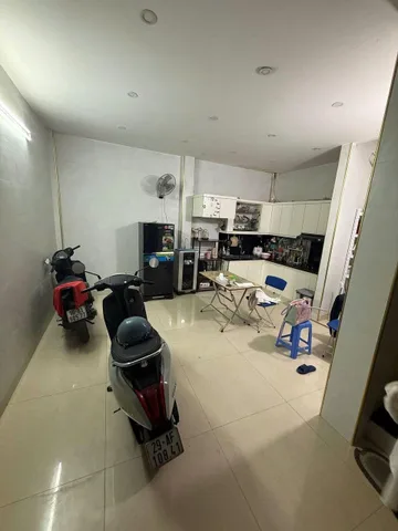 Cần cho thuê nhà riêng Nguyễn Khang, Cầu Giấy MỚI ĐẸP, KD ĐƯỢC 35m x 5.5T giá 15 triệu