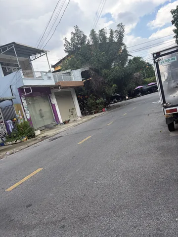 Bán Đất 100m2 có sẵn 100 m2 thổ cư giá 4.5 tỷ tại 2 Phường An Phú Thị xã Thuận An Bình Dương