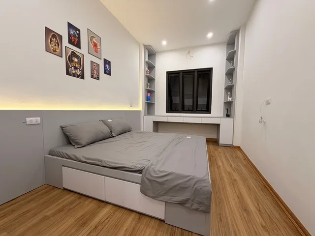 Bán Nhà riêng 30m2 có sẵn 30 m2 thổ cư giá 5.8 tỷ tại đường Phố Khương Trung Phường Khương Trung Quận Thanh Xuân Hà Nội
Lh:0377224604