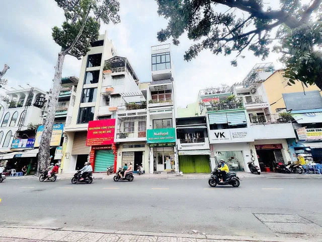 QUẬN 3: BÁN NHÀ 5 TẦNG MẶT TIỀN NGUYỄN THÔNG- DT 66M2- 4,3M*16,8M- NHÀ 2 MT TRƯỚC & SAU THUẬN TIỆN VỪA Ở VỪA KD- 0938676685 CHÍNH CHỦ GIÁ TỐT