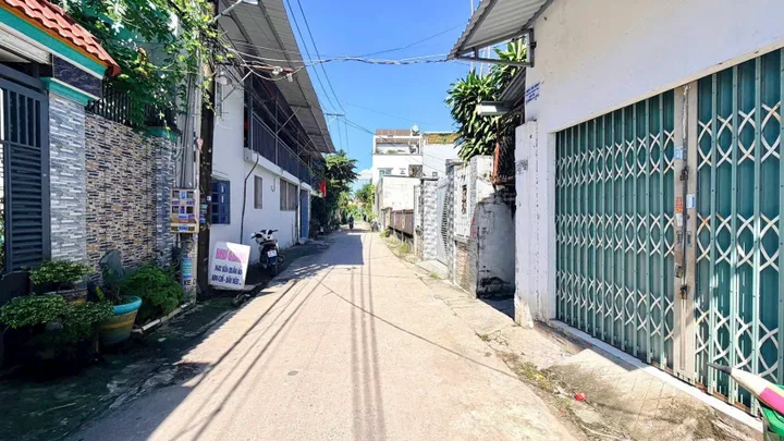 BÁN DÃY TRỌ PHƯỜNG TRẢNG DÀI ĐANG CÓ DÒNG TIỀN 10TR/ THÁNG